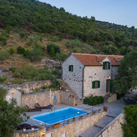 Dol * Постира